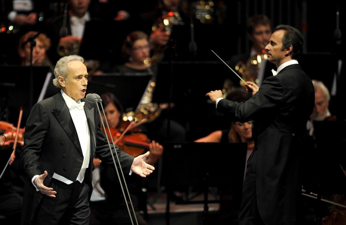 Efsane tenor José Carreras’ın veda turnesinin biletleri  Biletinial’a özel kampanya ile yüzde 50 indirimle satışa çıkıyor