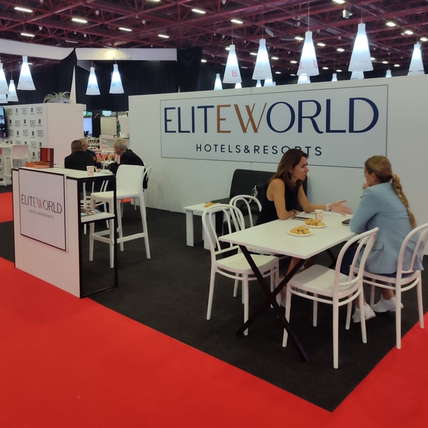 Elite World, Akdeniz’in En Büyük Turizm Fuarı ATF’de Otellerini Tanıttı