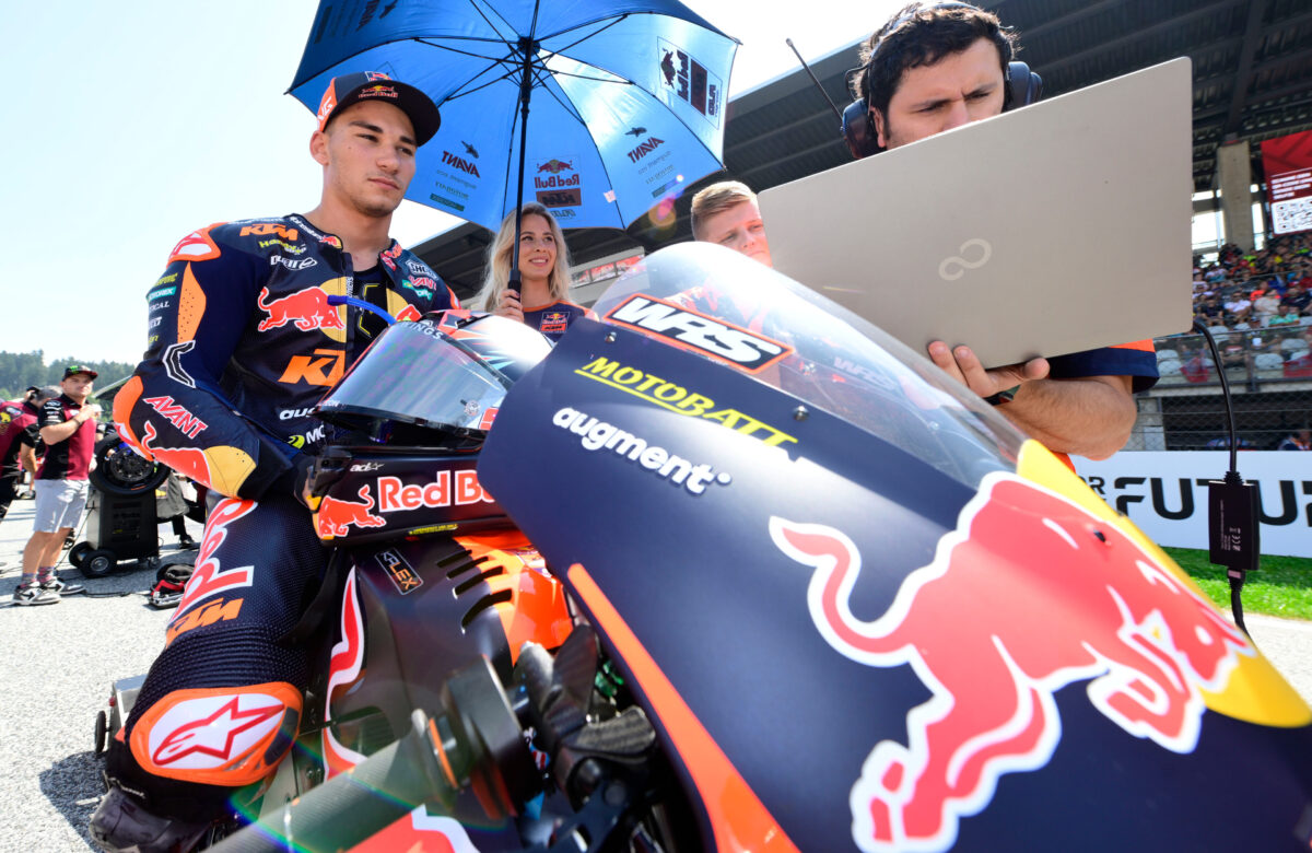Red Bull Sporcusu Deniz Öncü Moto2’de Sezonun İlk Yarışına Çıkıyor