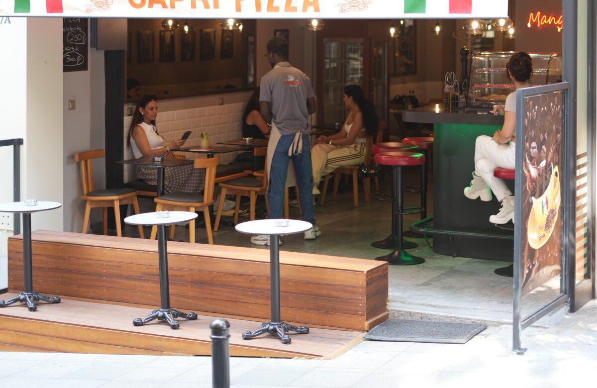 “OLMAZ” DENİLEN OLDU! PİZZAYA LİMON KABUĞU DOKUNUŞU